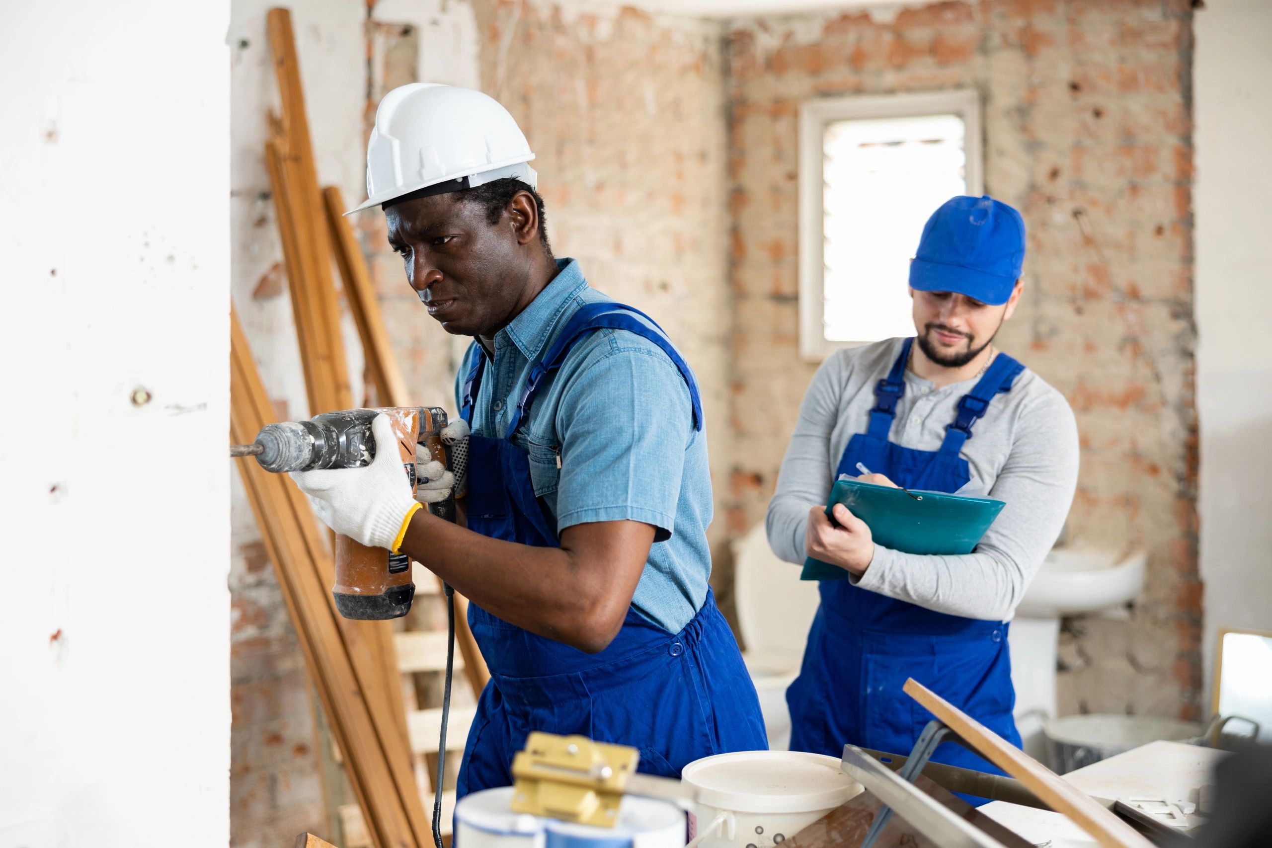 professional renovation team